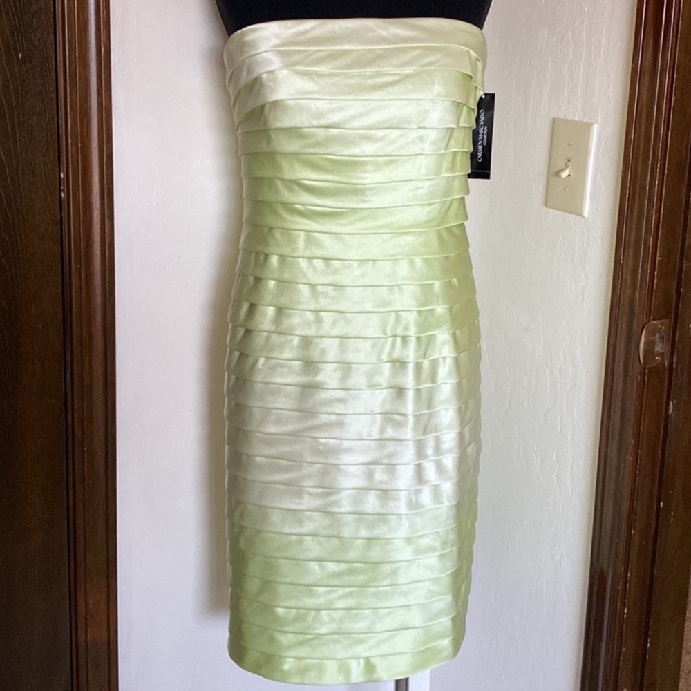 Carmen Marc Valvo NWT celery green bandage dress